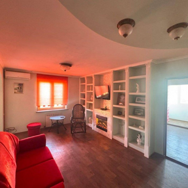 Фото Продам 2 х комнатную квартиру кВ Дзержинского