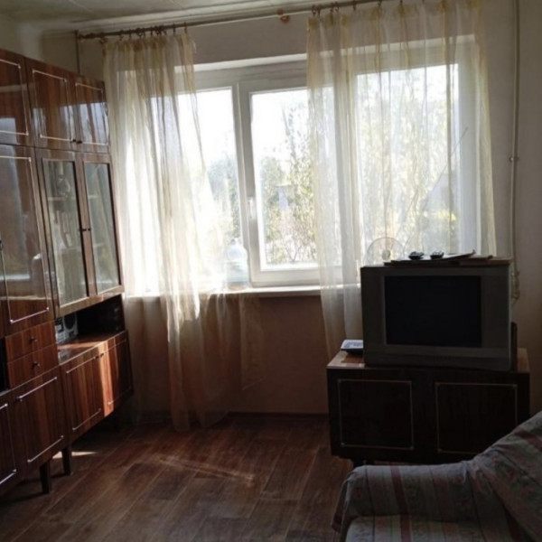 Фото Продам 2к квартиру на кв. Королева, 4/5эт