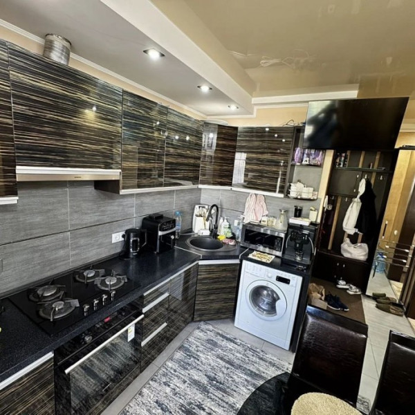 Продам 3к квартиру на кв. Заречный 5/9эт