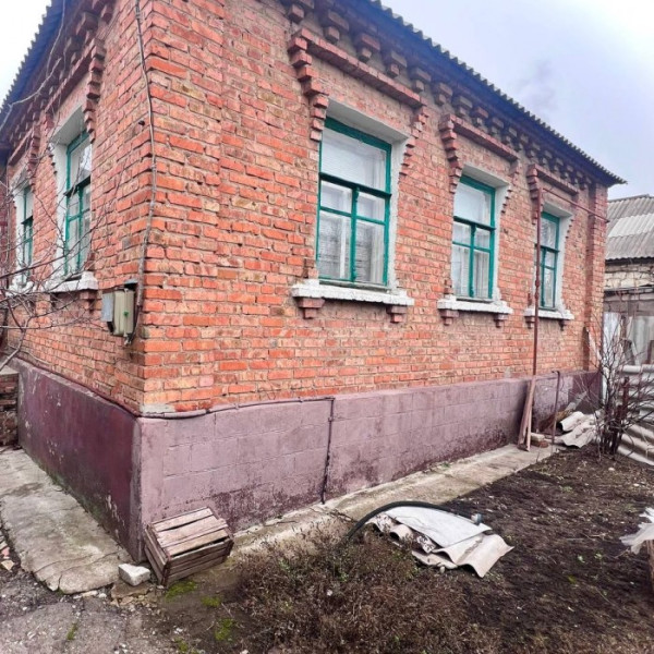 Фото Продам большой дом на пос. Косиора