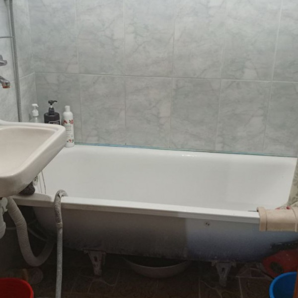 Фото Продам 4-комн. п. Фабричное, р-н магазина Авис