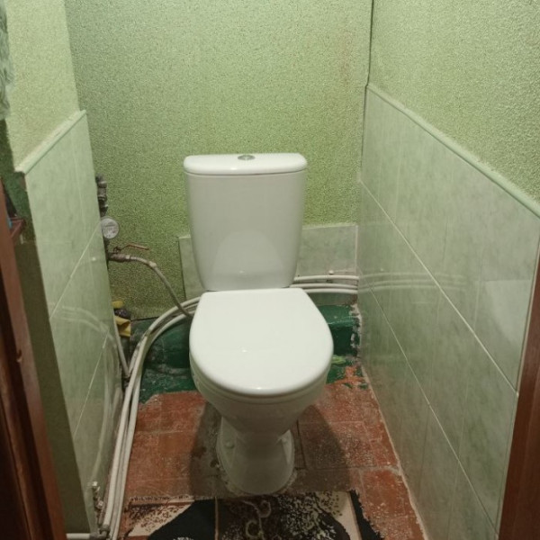 Фото Продам 4-комн. п. Фабричное, р-н магазина Авис