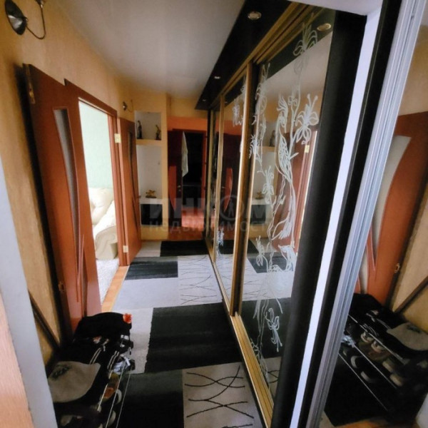 Продам 3к кв. Южный