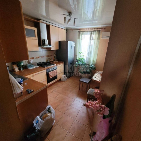 Фото Продам 3к кв. Южный