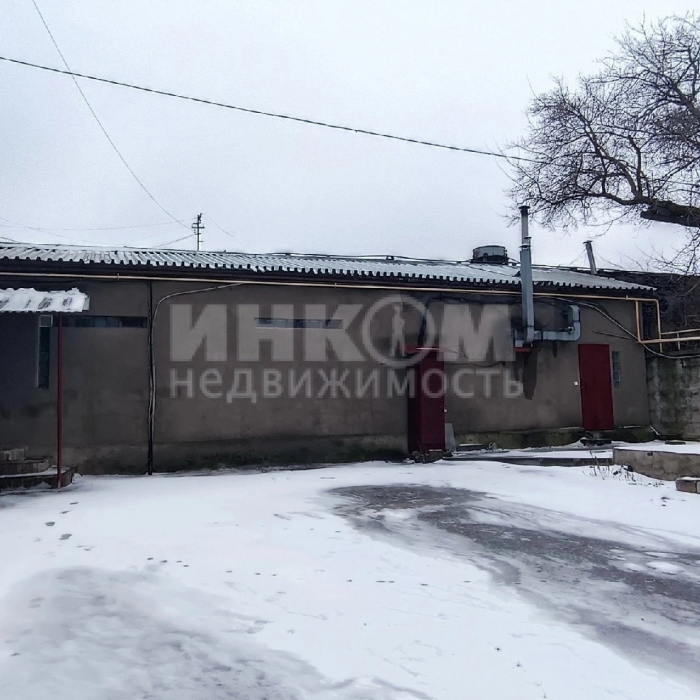 Фото Продам помещение в центре Луганска
