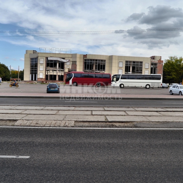 Фото Продам помещение в центре Луганска