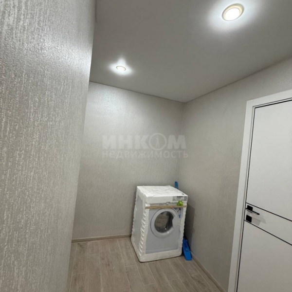 Фото Продам 1к квартиру на кв. Пролетариата Донбасса,3/9эт