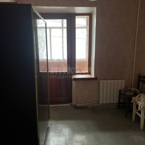 Фото Продам 4к ул. Коцюбинского с А. О.