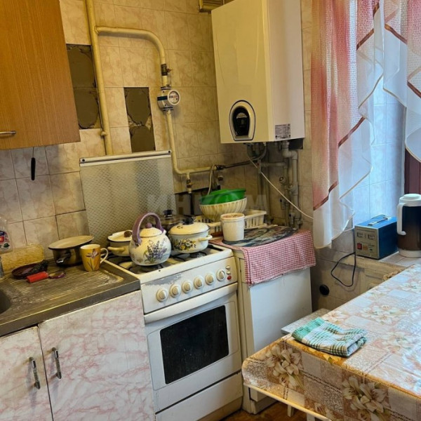 Продам 4к ул. Коцюбинского с А. О.