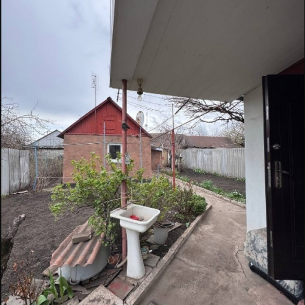 Фото № 6624 Продам 1/2 дома