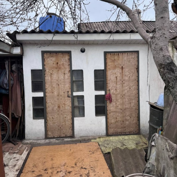 Фото № 6624 Продам 1/2 дома