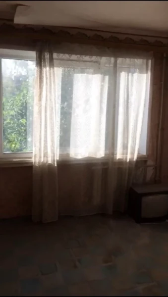 2-к в районе Торгового Центр г. Алчевск#600