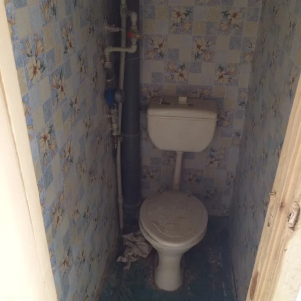 Фото 2-к в районе Торгового Центр г. Алчевск#600