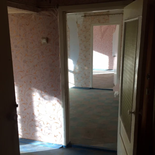 Фото 2-к в районе Торгового Центр г. Алчевск#600