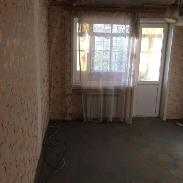 Фото 2-к в районе Торгового Центр г. Алчевск#600