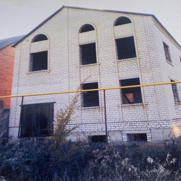 Продам дом в Артемовском районе, 302м2