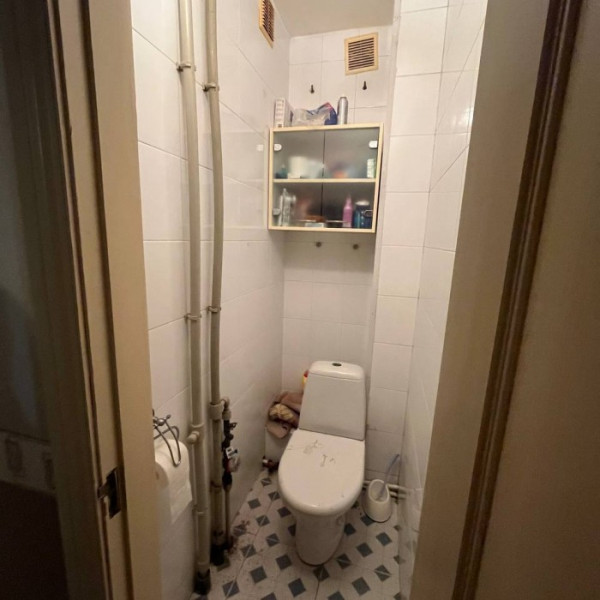 Фото Продам 4-кк с АВТОНОМНЫМ ОТОПЛЕНИЕМ на кв. Мирный 2 этаж 9 этажного дома