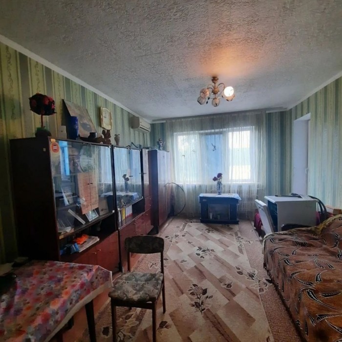 Продам 3-х комн квартиру в г Луганск кв Ольховский