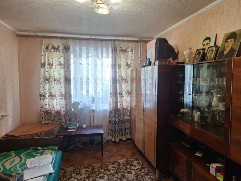 Продаётся 1-комнатная квартира в городе Брянка, м-н Молодежный, д. 2.