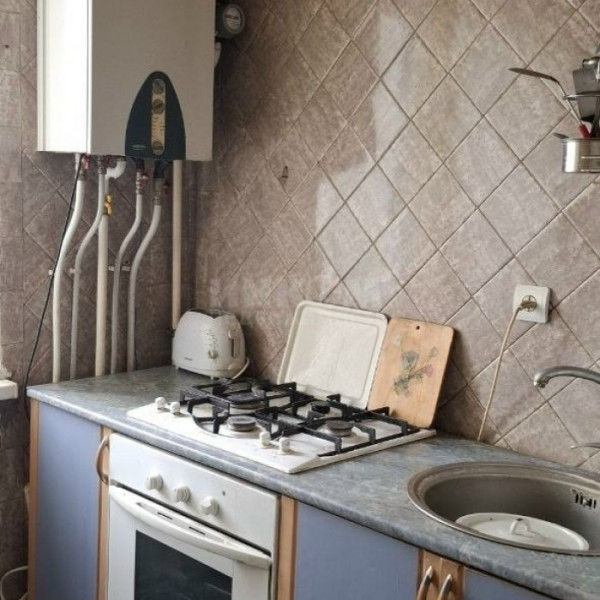 Продам 3к квартиру с АО в г Луганск кв Волкова