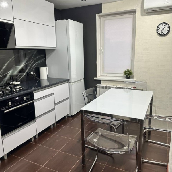 Фото Продам 3-х комнатную квартиру на кв. Ленинского Комсомола