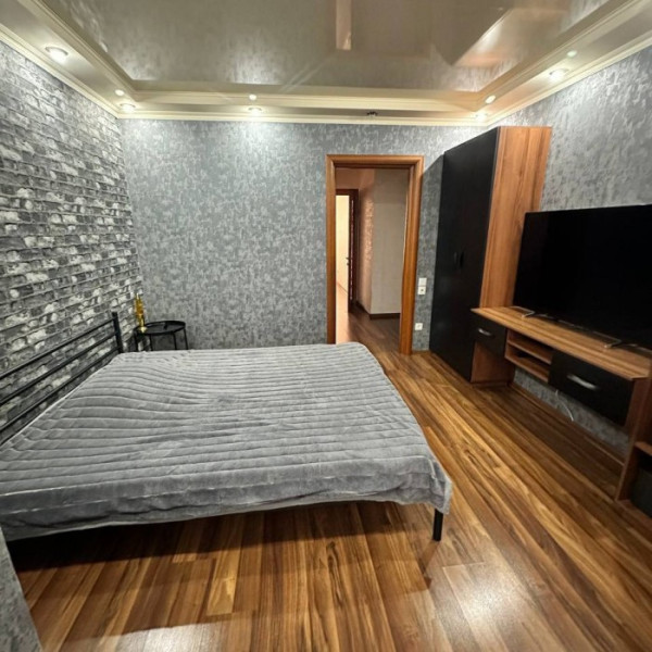 Фото Продам 3-х комнатную квартиру на кв. Ленинского Комсомола