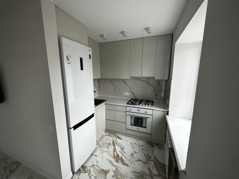 Фото Продаётся двухкомнатная квартира, 42,6 м²