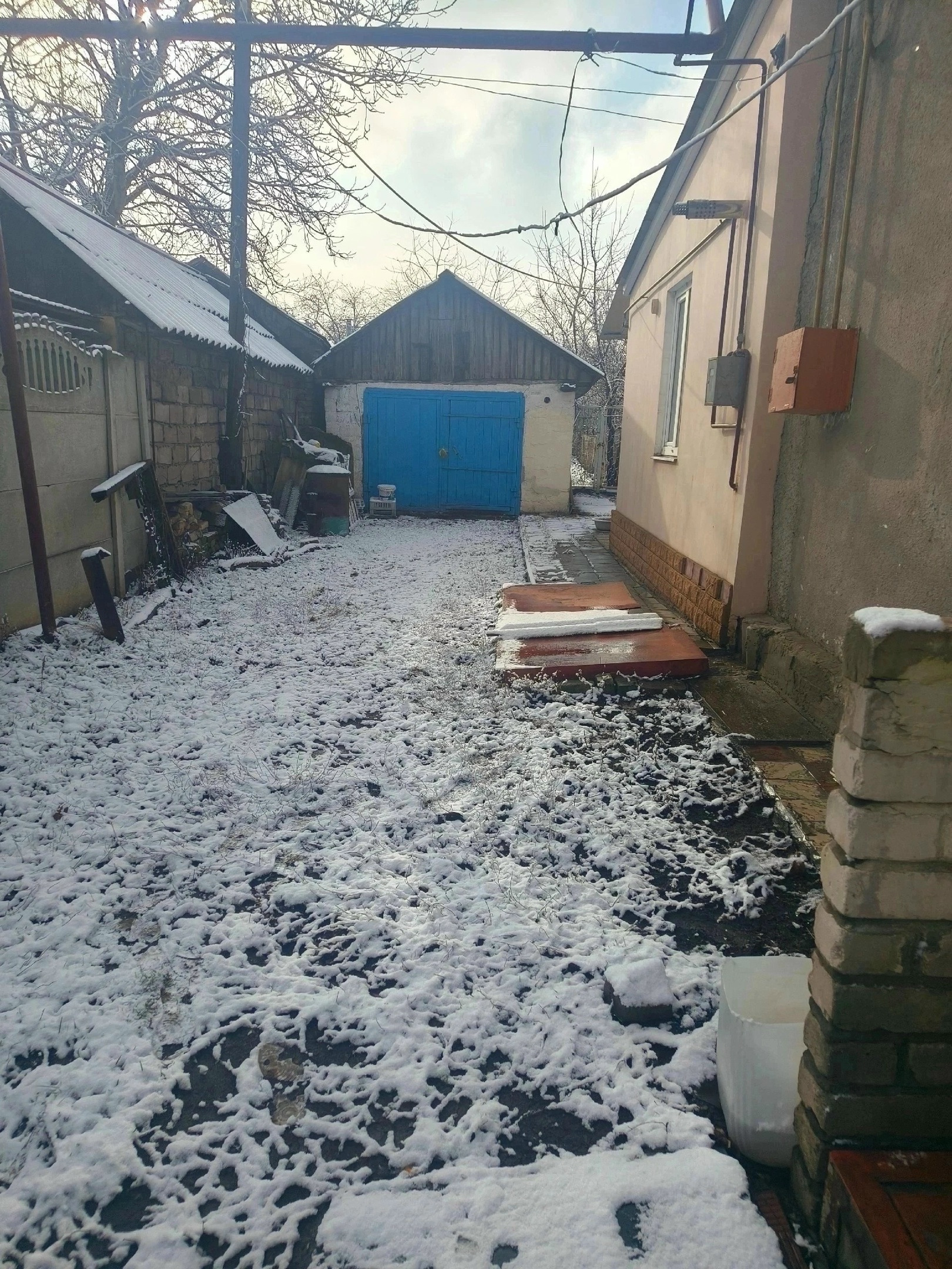 Фото Дом г. Стаханов (ул. Трамвайная) – ПРОДАН!