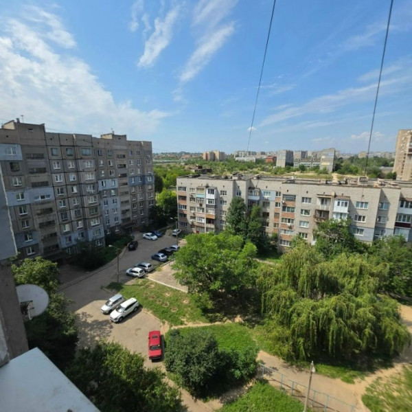 Фото 7457 Продам 3х комн. квартиру по ул. Сарматской