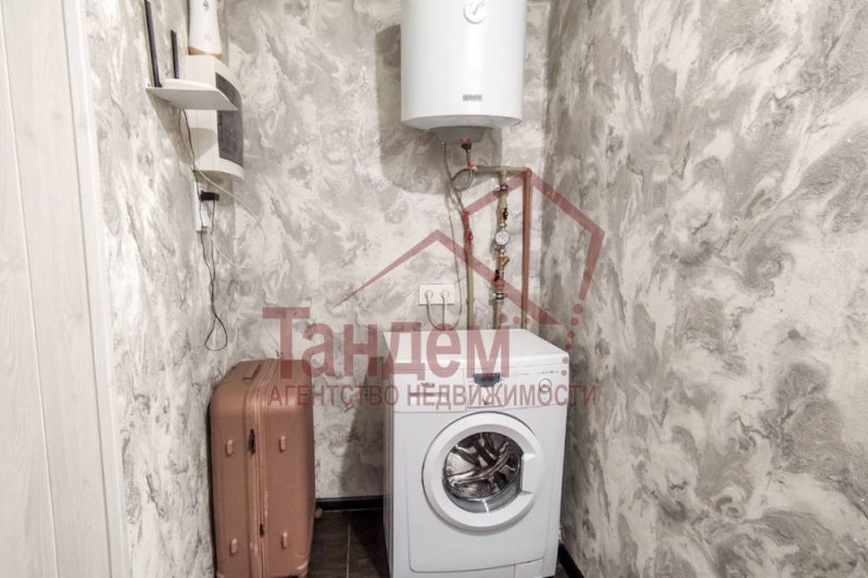Фото Продажа 1‑комнатной квартиры 30 м² с новым ремонтом, г. Луганск, квартал Восточный - Объект №122