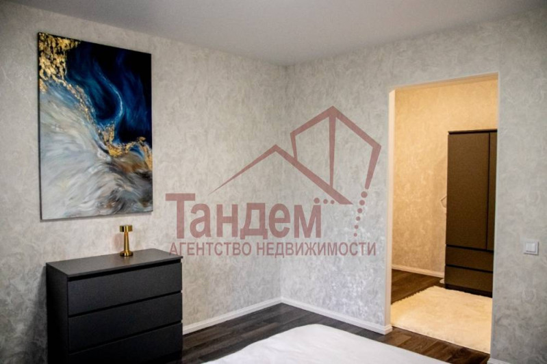 Фото Продажа 1‑комнатной квартиры 30 м² с новым ремонтом, г. Луганск, квартал Восточный - Объект №122