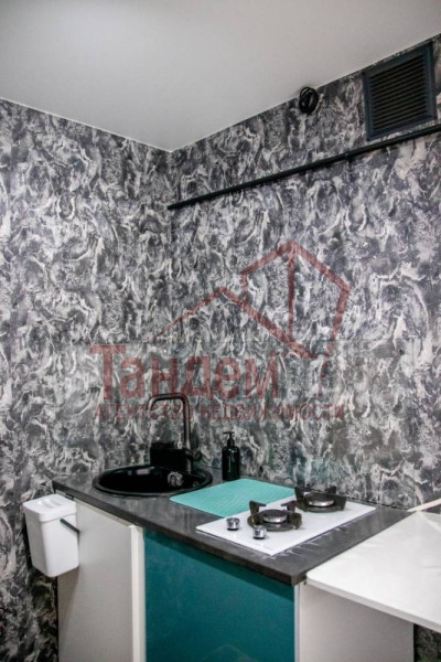 Фото Продажа 1‑комнатной квартиры 30 м² с новым ремонтом, г. Луганск, квартал Восточный - Объект №122