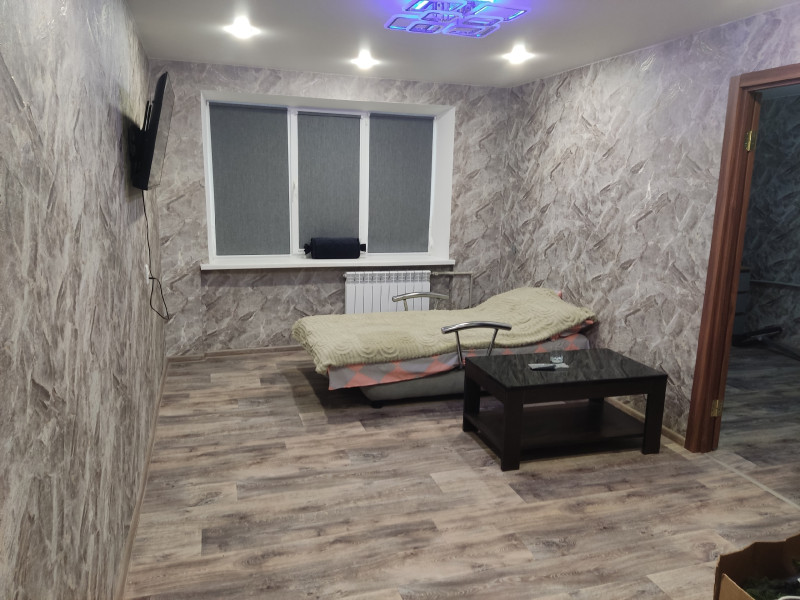 Продаётся трёхкомнатная квартира, 55 м²