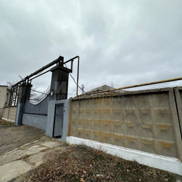 Продам Базу напротив Счастьинской ГРЭС