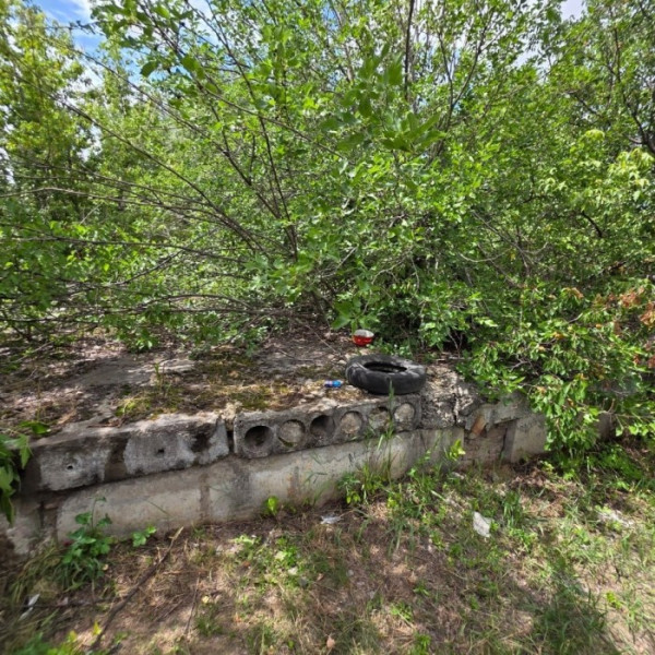 Фото Продам участок в г. Луганск ул. Звейнека