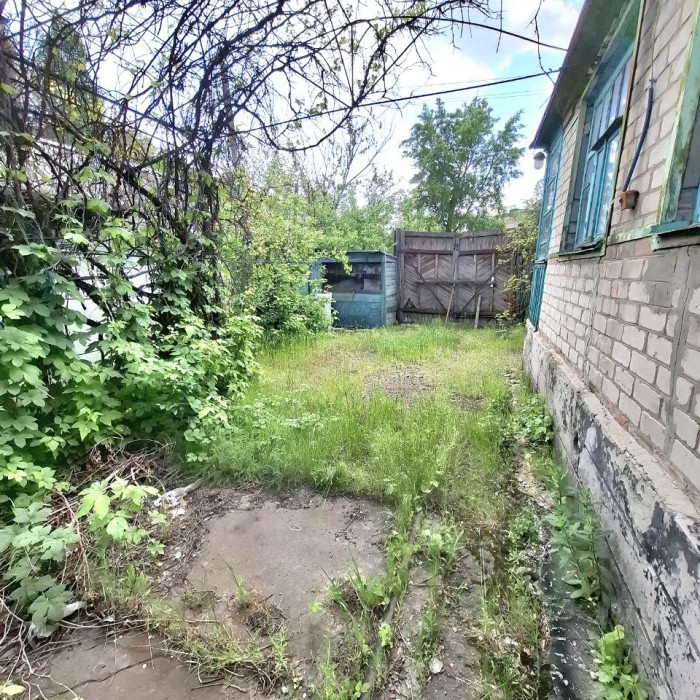 Фото Продам дом и флигель пер. Степана Разина (р-н Щербакова) г. Луганск.