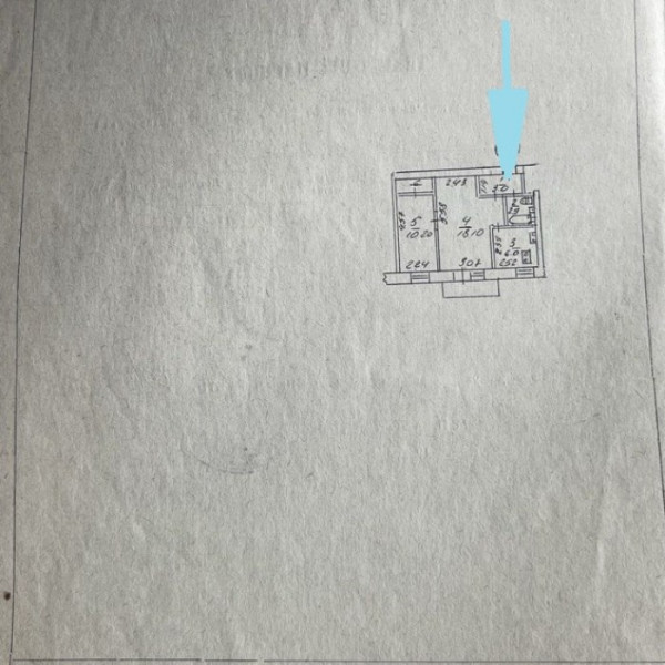 Продам 2- к. квартиру, по цене 1- к. квартиры, г. Луганск, ул. Советская (р- н ост. Чапаева).