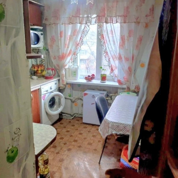 Фото Продается 2-комнатная квартира на кв Солнечный, г. Луганск.