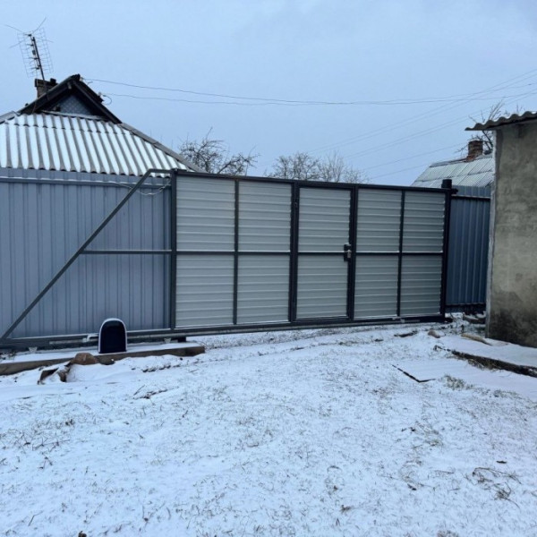 Фото Продам дачу в районе Острой могилы(стСтанкороитель)