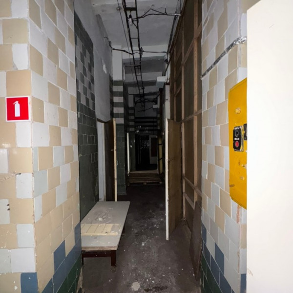 Фото База- 306м2 , 9-й Лутугинский проезд