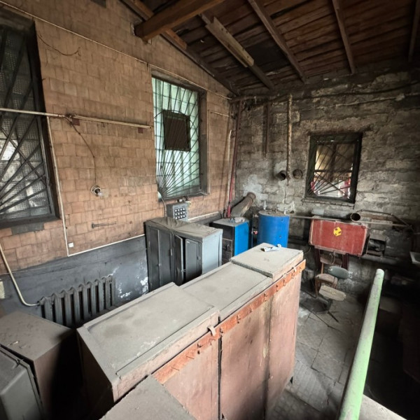 Фото База- 306м2 , 9-й Лутугинский проезд