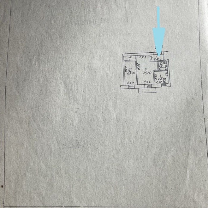 Продам 2- к. квартиру, по цене 1- к. квартиры, г. Луганск, ул. Советская (р- н ост. Чапаева).