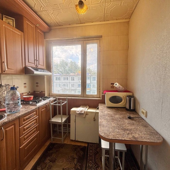 Продам 3-комн. кв. 50 лет Октября.