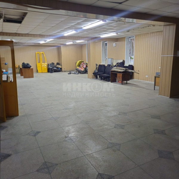 Фото Продам помещение с квартирой в городе Луганск квартал Ольховский