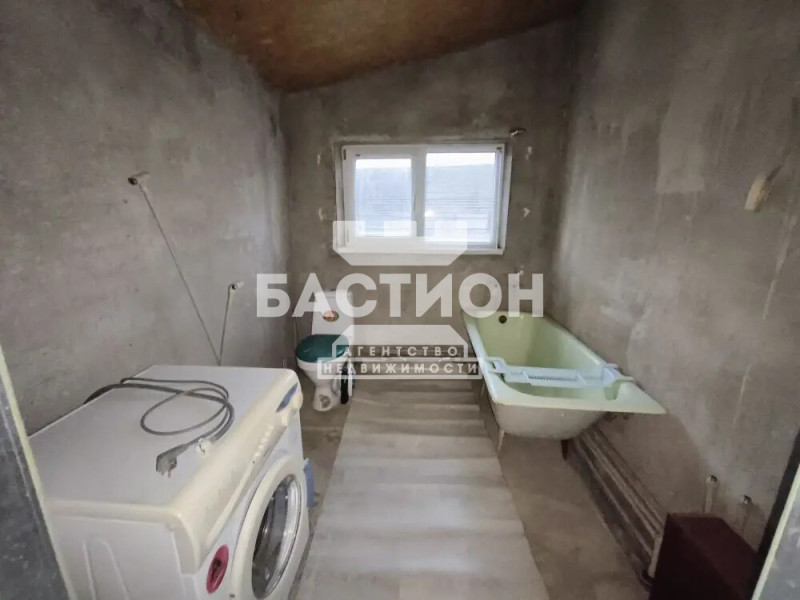 Фото Дом, Россия муниципальный округ Станично Луганское , улица Красноармейская ID:2093950