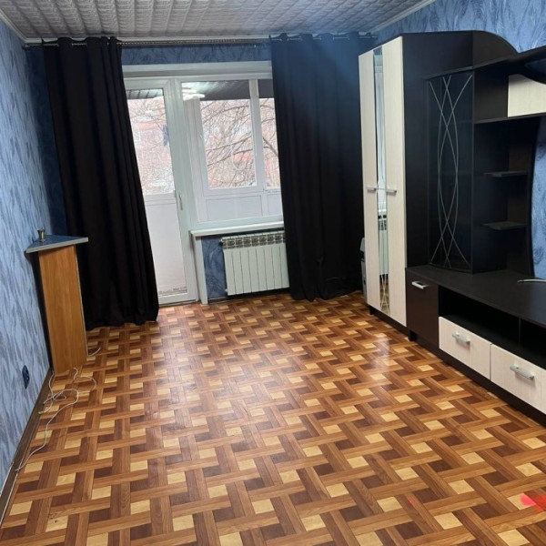 Фото № 7128 Продам 2х комн. квартиру в р-не Роддома