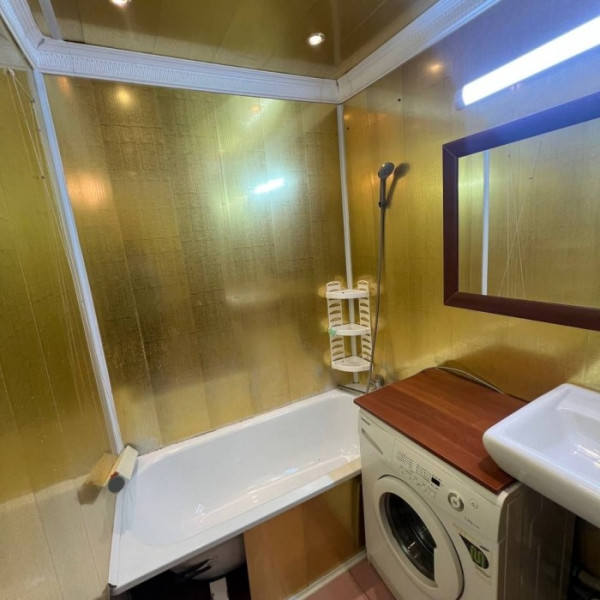 Фото № 7128 Продам 2х комн. квартиру в р-не Роддома