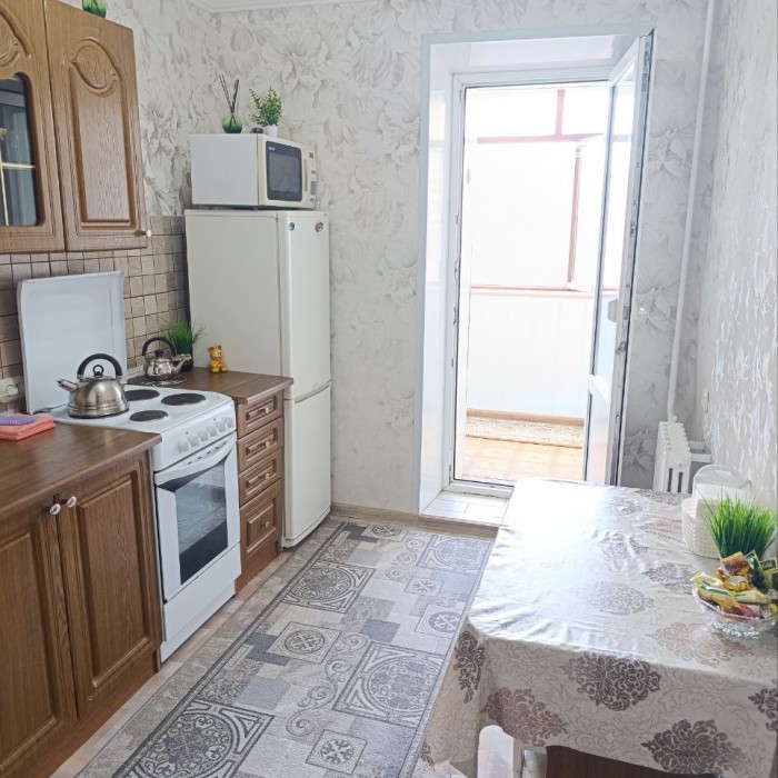 Продам 1-к квартиру в Луганске, Артёмовский р-н, кв. Ольховский
