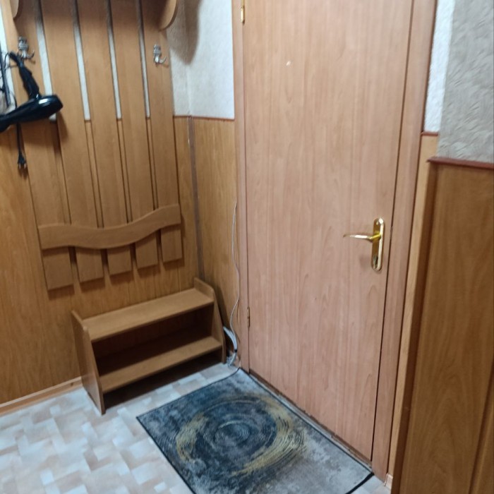 Фото Продам 1-к квартиру в Луганске, Артёмовский р-н, кв. Ольховский