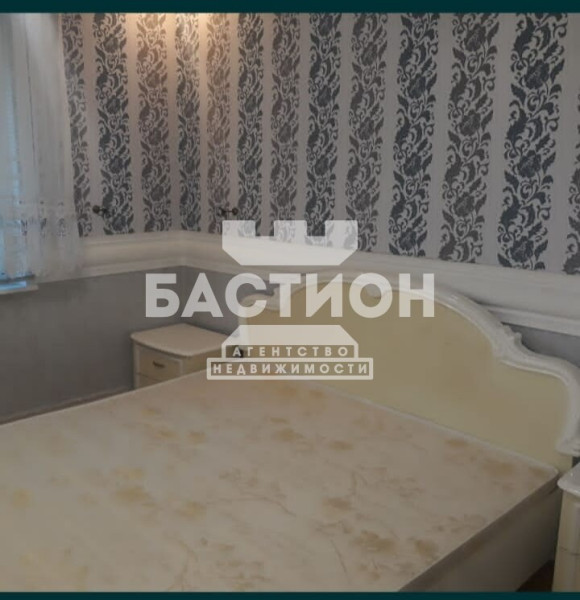 Фото 4-х комнатная квартира, 1-й микрорайон, 1, ID:2183941